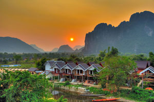 Vangvieng – The Nam Song river landscape